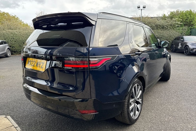 2022 (22) LAND ROVER DISCOVERY 3.0 D300 R-Dynamic SE 5dr Auto 4733332