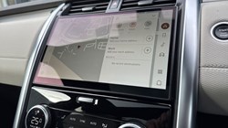 2022 (22) LAND ROVER DISCOVERY 3.0 D300 R-Dynamic SE 5dr Auto 4733291