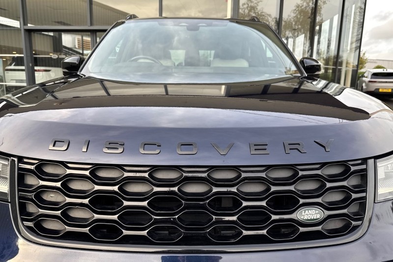2022 (22) LAND ROVER DISCOVERY 3.0 D300 R-Dynamic SE 5dr Auto 4733327