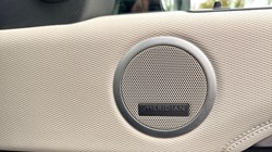 2022 (22) LAND ROVER DISCOVERY 3.0 D300 R-Dynamic SE 5dr Auto 4733308