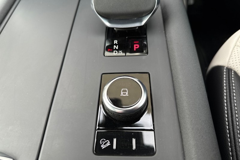 2022 (22) LAND ROVER DISCOVERY 3.0 D300 R-Dynamic SE 5dr Auto 4733316