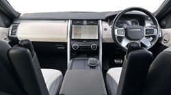 2022 (22) LAND ROVER DISCOVERY 3.0 D300 R-Dynamic SE 5dr Auto 4733289