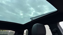 2025 (75) LAND ROVER RANGE ROVER EVOQUE 1.5 P270e Dynamic SE 5dr Auto 5198442