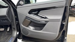 2025 (75) LAND ROVER RANGE ROVER EVOQUE 1.5 P270e Dynamic SE 5dr Auto 5198443