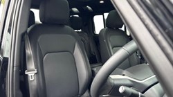 2023 (23) LAND ROVER DEFENDER 3.0 D250 X-Dynamic SE 110 5dr Auto 5014802