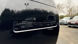 2023 (23) LAND ROVER DEFENDER 3.0 D250 X-Dynamic SE 110 5dr Auto 5014824