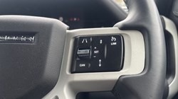 2023 (23) LAND ROVER DEFENDER 3.0 D250 X-Dynamic SE 110 5dr Auto 5014805