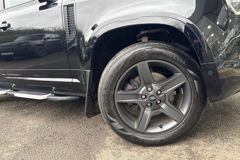 2023 (23) LAND ROVER DEFENDER 3.0 D250 X-Dynamic SE 110 5dr Auto 5014823