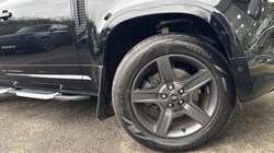 2023 (23) LAND ROVER DEFENDER 3.0 D250 X-Dynamic SE 110 5dr Auto 5014823