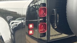 2023 (23) LAND ROVER DEFENDER 3.0 D250 X-Dynamic SE 110 5dr Auto 5014795