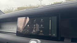 2023 (23) LAND ROVER DEFENDER 3.0 D250 X-Dynamic SE 110 5dr Auto 5014809