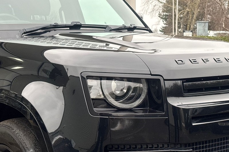 2023 (23) LAND ROVER DEFENDER 3.0 D250 X-Dynamic SE 110 5dr Auto 5014793