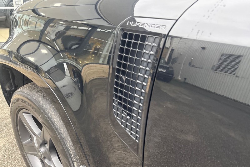 2023 (23) LAND ROVER DEFENDER 3.0 D250 X-Dynamic SE 110 5dr Auto 5014796