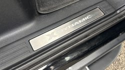 2023 (23) LAND ROVER DEFENDER 3.0 D250 X-Dynamic SE 110 5dr Auto 5014817