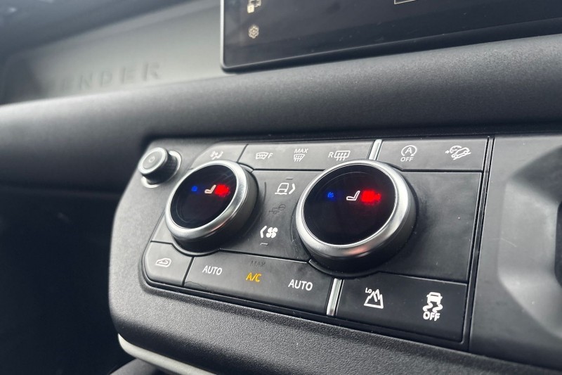 2023 (23) LAND ROVER DEFENDER 3.0 D250 X-Dynamic SE 110 5dr Auto 5014812