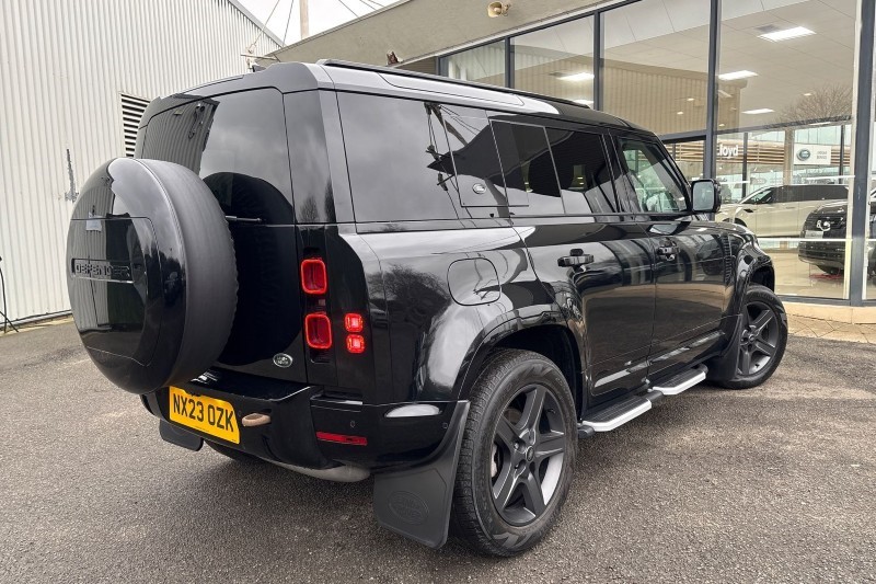 2023 (23) LAND ROVER DEFENDER 3.0 D250 X-Dynamic SE 110 5dr Auto 5014827