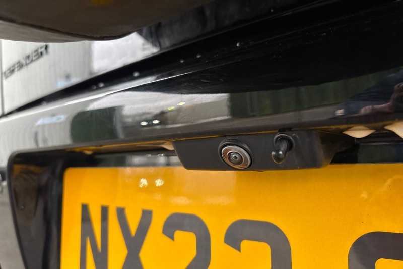 2023 (23) LAND ROVER DEFENDER 3.0 D250 X-Dynamic SE 110 5dr Auto 5014820