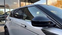 2019 (69) LAND ROVER RANGE ROVER EVOQUE 2.0 D180 R-Dynamic SE 5dr Auto 4793076
