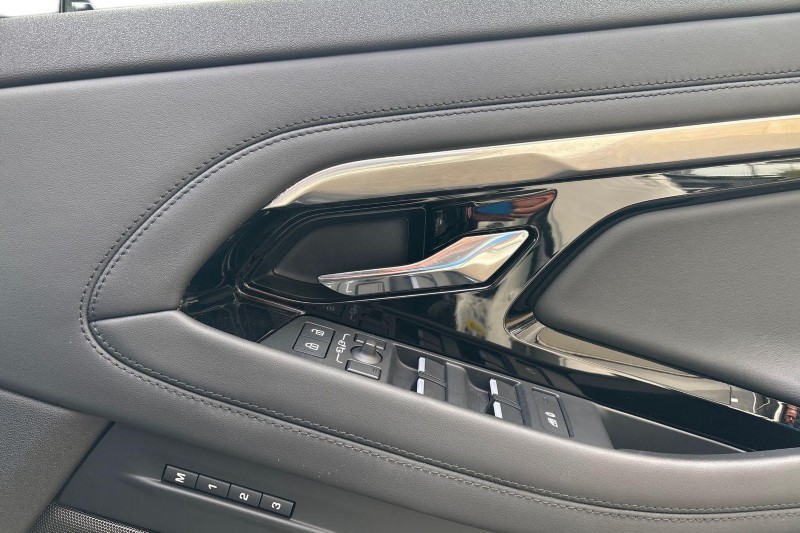 2023 (23) LAND ROVER RANGE ROVER EVOQUE 1.5 P300e R-Dynamic HSE 5dr Auto 4802649