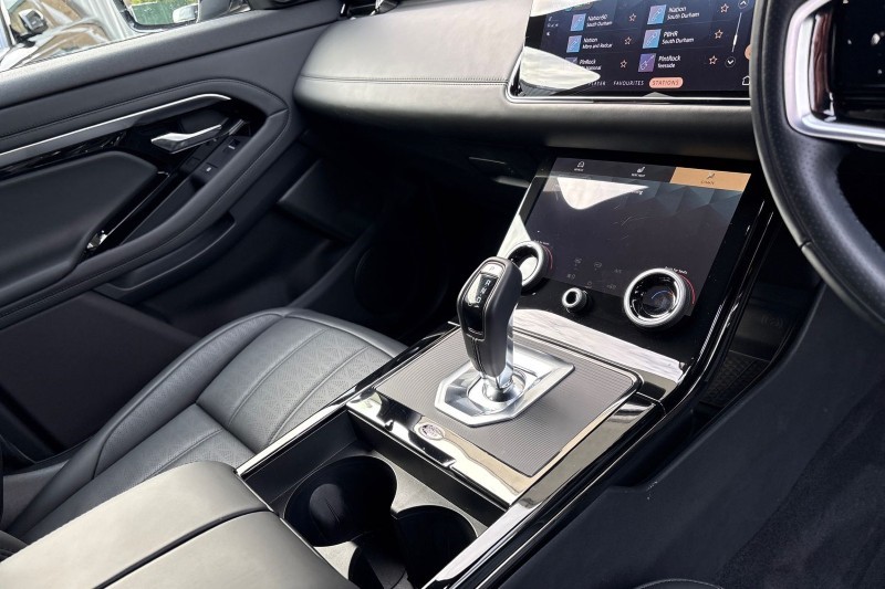 2023 (23) LAND ROVER RANGE ROVER EVOQUE 1.5 P300e R-Dynamic HSE 5dr Auto 4802640