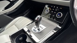 2022 (71) LAND ROVER RANGE ROVER EVOQUE 1.5 P300e R-Dynamic S 5dr Auto 4840425