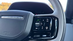 2024 (74) LAND ROVER RANGE ROVER EVOQUE 1.5 P270e Autobiography 5dr Auto 4838833