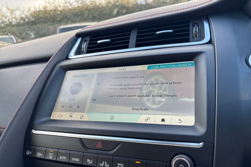 2019 (69) JAGUAR E-PACE 2.0d [180] Chequered Flag Edition 5dr Auto 4810922