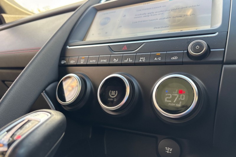 2019 (69) JAGUAR E-PACE 2.0d [180] Chequered Flag Edition 5dr Auto 4810923