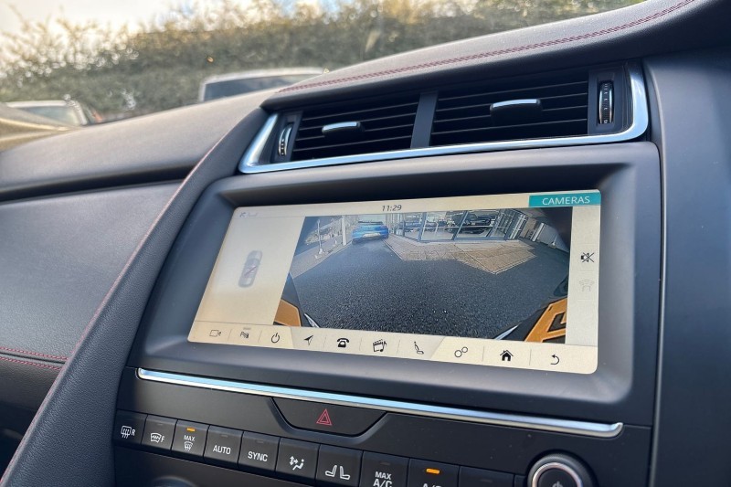 2019 (69) JAGUAR E-PACE 2.0d [180] Chequered Flag Edition 5dr Auto 4810919