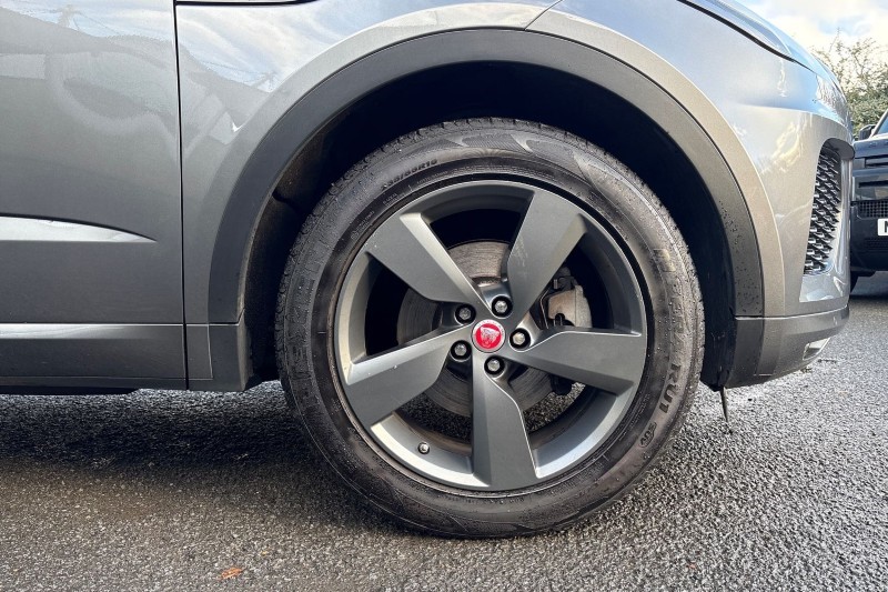 2019 (69) JAGUAR E-PACE 2.0d [180] Chequered Flag Edition 5dr Auto 4810895