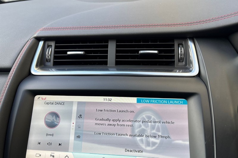 2019 (69) JAGUAR E-PACE 2.0d [180] Chequered Flag Edition 5dr Auto 4810924