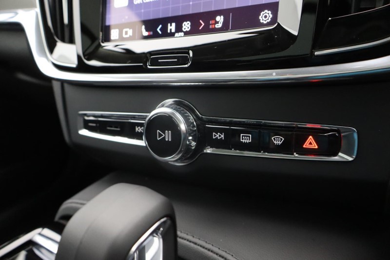 2024 (74) VOLVO V90 2.0 T8 [455] PHEV Ultra Dark 5dr AWD Auto *VAT QUALIFYING* 3874973