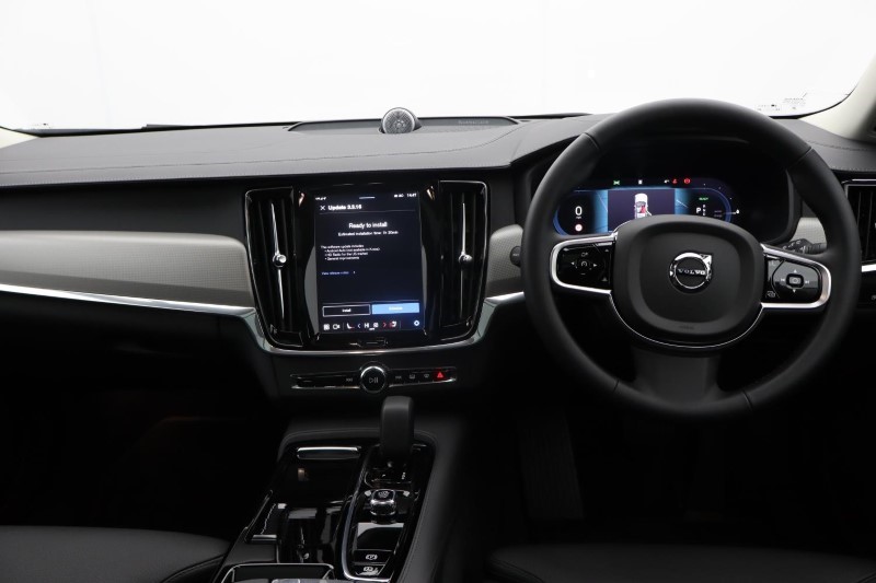 2024 (74) VOLVO V90 2.0 T8 [455] PHEV Ultra Dark 5dr AWD Auto *VAT QUALIFYING* 3874962