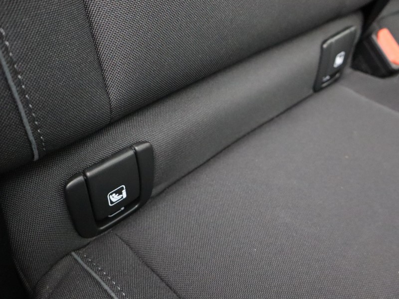 2023 (73) VOLVO C40 175kW Recharge Plus 69kWh 5dr Auto *VAT QUALIFYING* 4147376