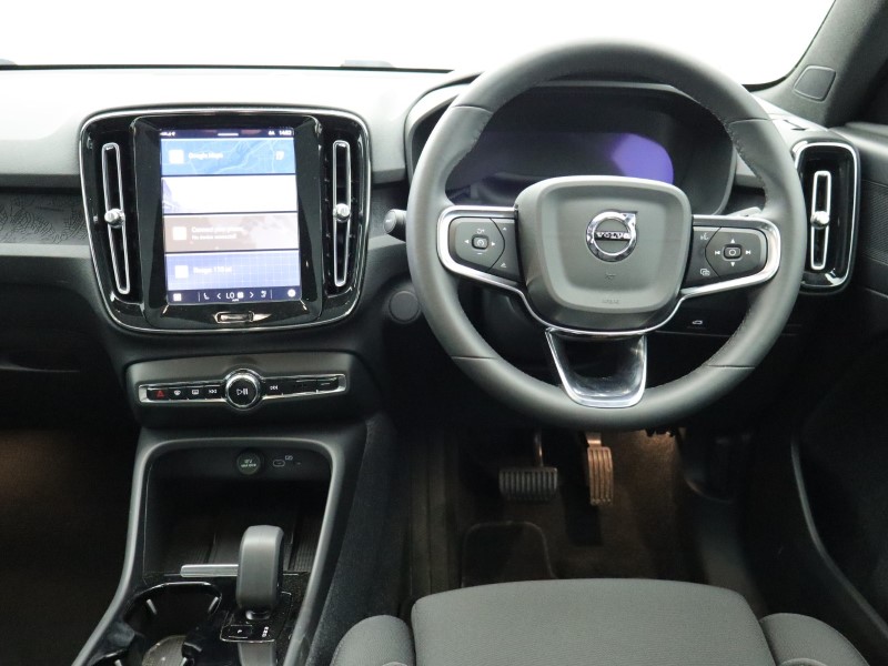 2023 (73) VOLVO C40 175kW Recharge Plus 69kWh 5dr Auto *VAT QUALIFYING* 4147379