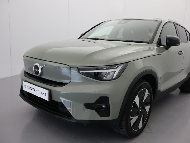 2023 (73) VOLVO C40 175kW Recharge Plus 69kWh 5dr Auto *VAT QUALIFYING* 4147347