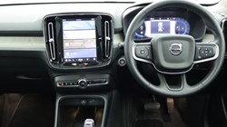 2025 (74) VOLVO XC40 2.0 B3P Ultra Dark 5dr Auto 4425333
