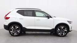 2025 (74) VOLVO XC40 2.0 B3P Ultra Dark 5dr Auto 4749635