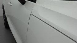 2025 (74) VOLVO XC40 2.0 B3P Ultra Dark 5dr Auto 4425355