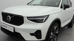 2025 (74) VOLVO XC40 2.0 B3P Ultra Dark 5dr Auto 4425353