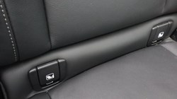 2025 (74) VOLVO XC40 2.0 B3P Ultra Dark 5dr Auto 4749659