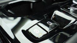 2025 (74) VOLVO XC40 2.0 B3P Ultra Dark 5dr Auto 4425347