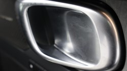 2025 (74) VOLVO XC40 2.0 B3P Ultra Dark 5dr Auto 4749648