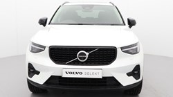 2025 (74) VOLVO XC40 2.0 B3P Ultra Dark 5dr Auto 4425304