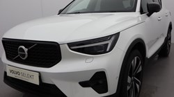 2025 (74) VOLVO XC40 2.0 B3P Ultra Dark 5dr Auto 4749679