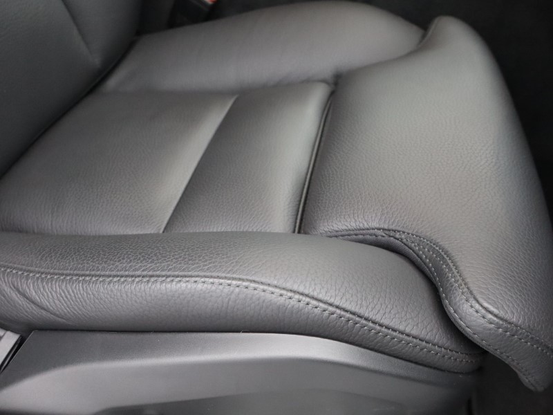 2025 (25) VOLVO V60 2.0 B4P Plus Dark 5dr Auto [7 speed] *VAT QUALIFYING* 4530811