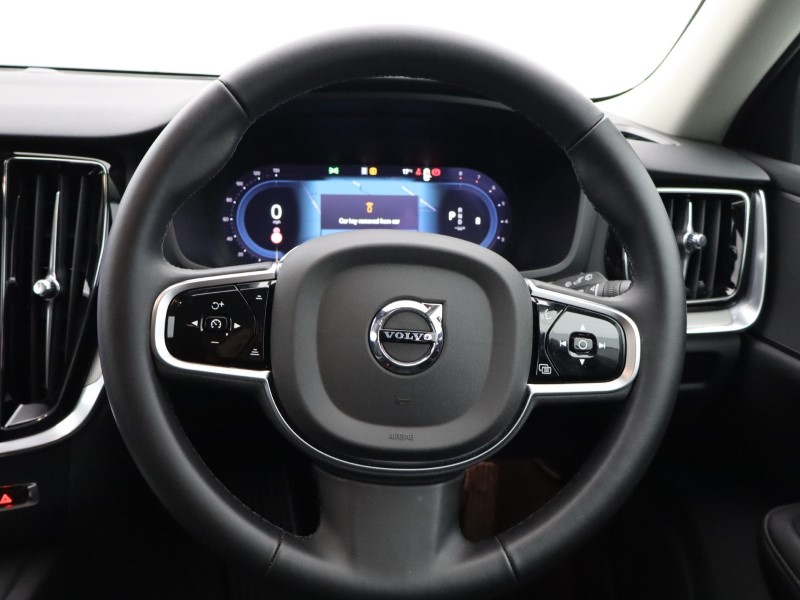 2025 (25) VOLVO V60 2.0 B4P Plus Dark 5dr Auto [7 speed] *VAT QUALIFYING* 4530821
