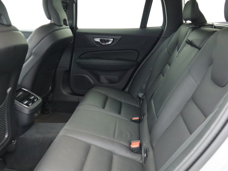 2025 (25) VOLVO V60 2.0 B4P Plus Dark 5dr Auto [7 speed] *VAT QUALIFYING* 4530801