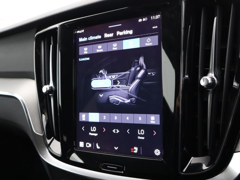 2025 (25) VOLVO V60 2.0 B4P Plus Dark 5dr Auto [7 speed] *VAT QUALIFYING* 4530834