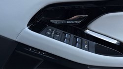 2025 (74) LAND ROVER RANGE ROVER EVOQUE 2.0 D200 Dynamic SE 5dr Auto 4831649